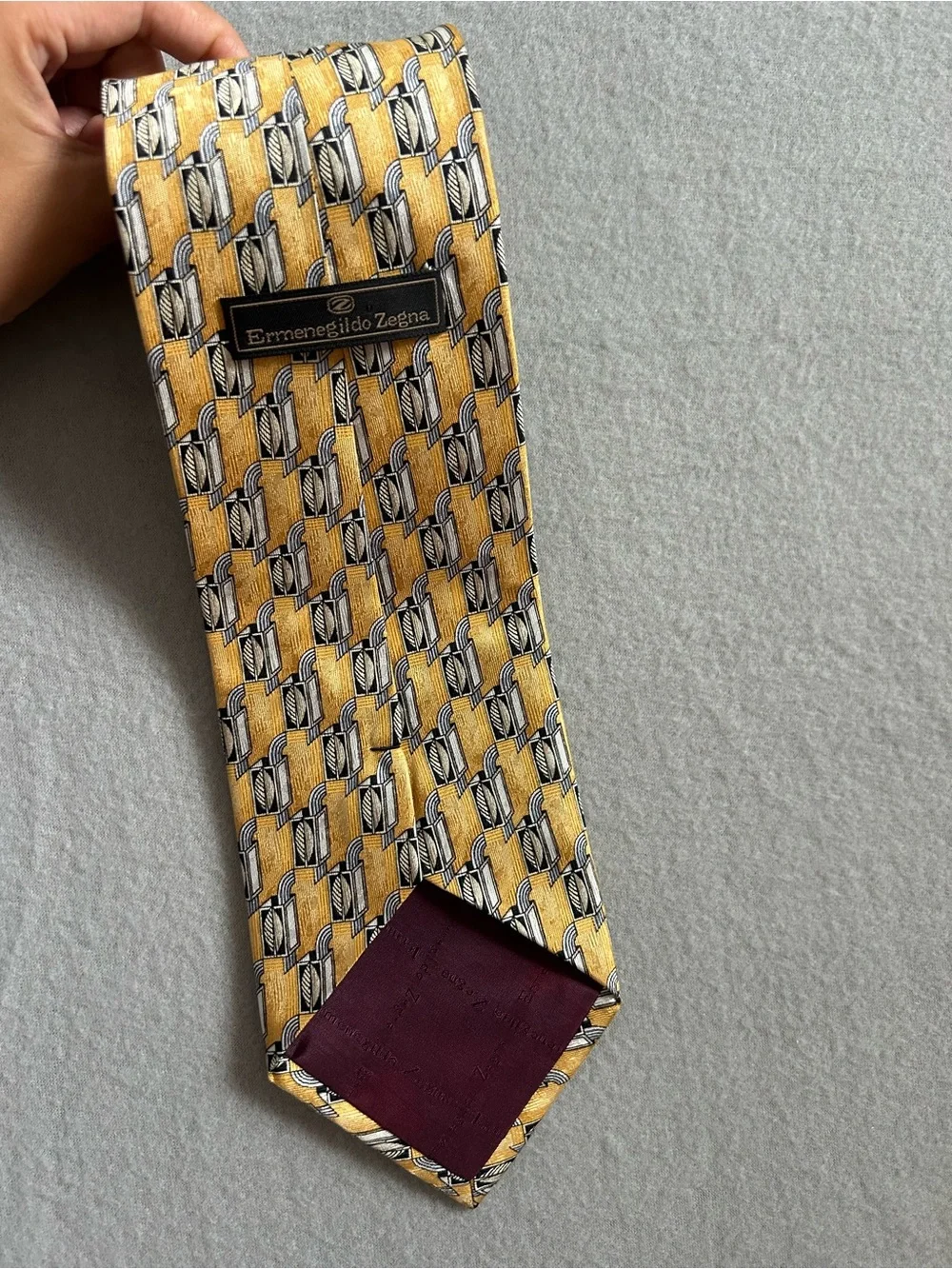 Ermenegildo Zegna Yellow Geometric 100% Silk Smooth Soft Tie